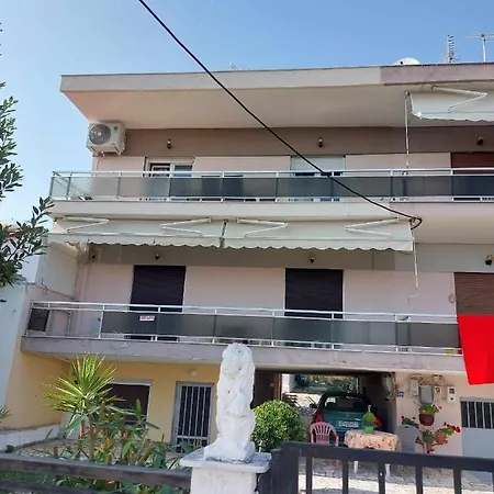 Studio Με Όλες Τις Ανέσεις Neon Petritsion Exterior photo