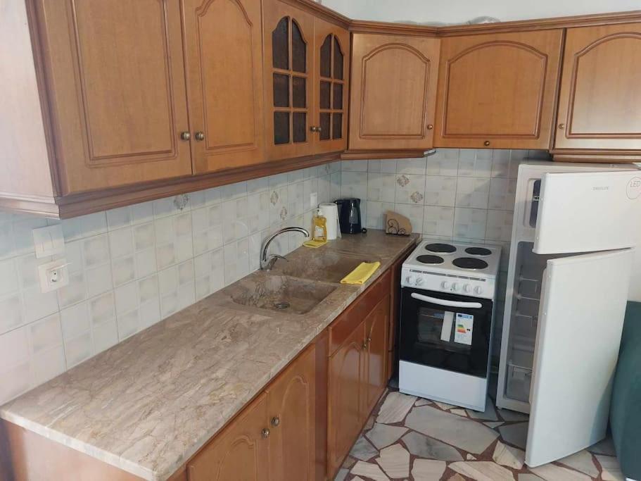 με όλες τις ανέσεις